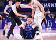 爱游戏体育直播-上海队输给辽宁队，遭遇挑战