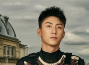 爱游戏官方入口-强敌对决再度上演，胜负悬念引人期待