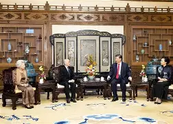 拉齐奥目标纷纷失利连连，主席连连亲行接待的简单介绍