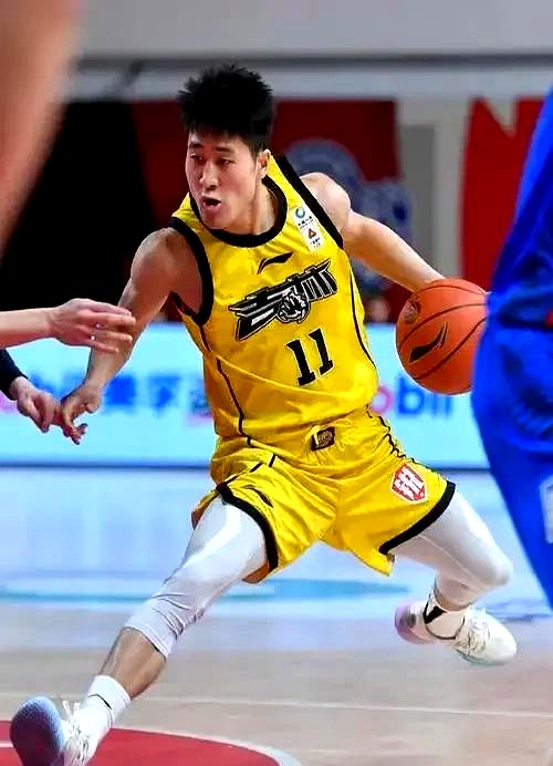 吉林队爆发神级表现,CBA季后赛被彻底压制,绝杀的简单介绍 吉林队爆发神级表现,CBA季后赛被彻底压制,绝杀的简单介绍