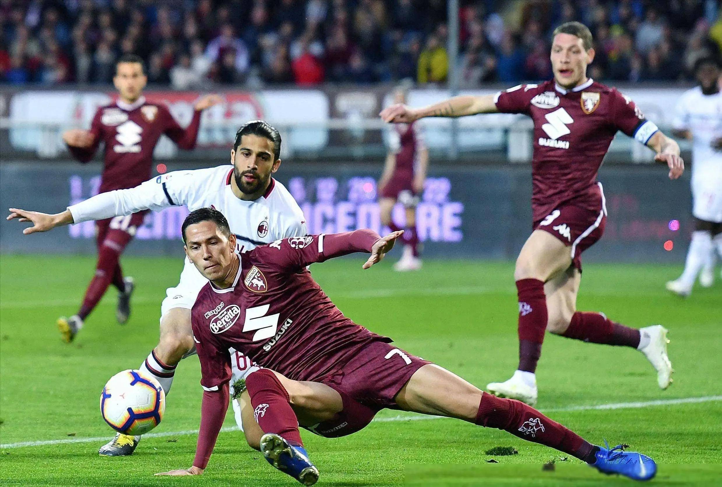 包含博洛尼亚客场告捷，近况持续稳定的词条