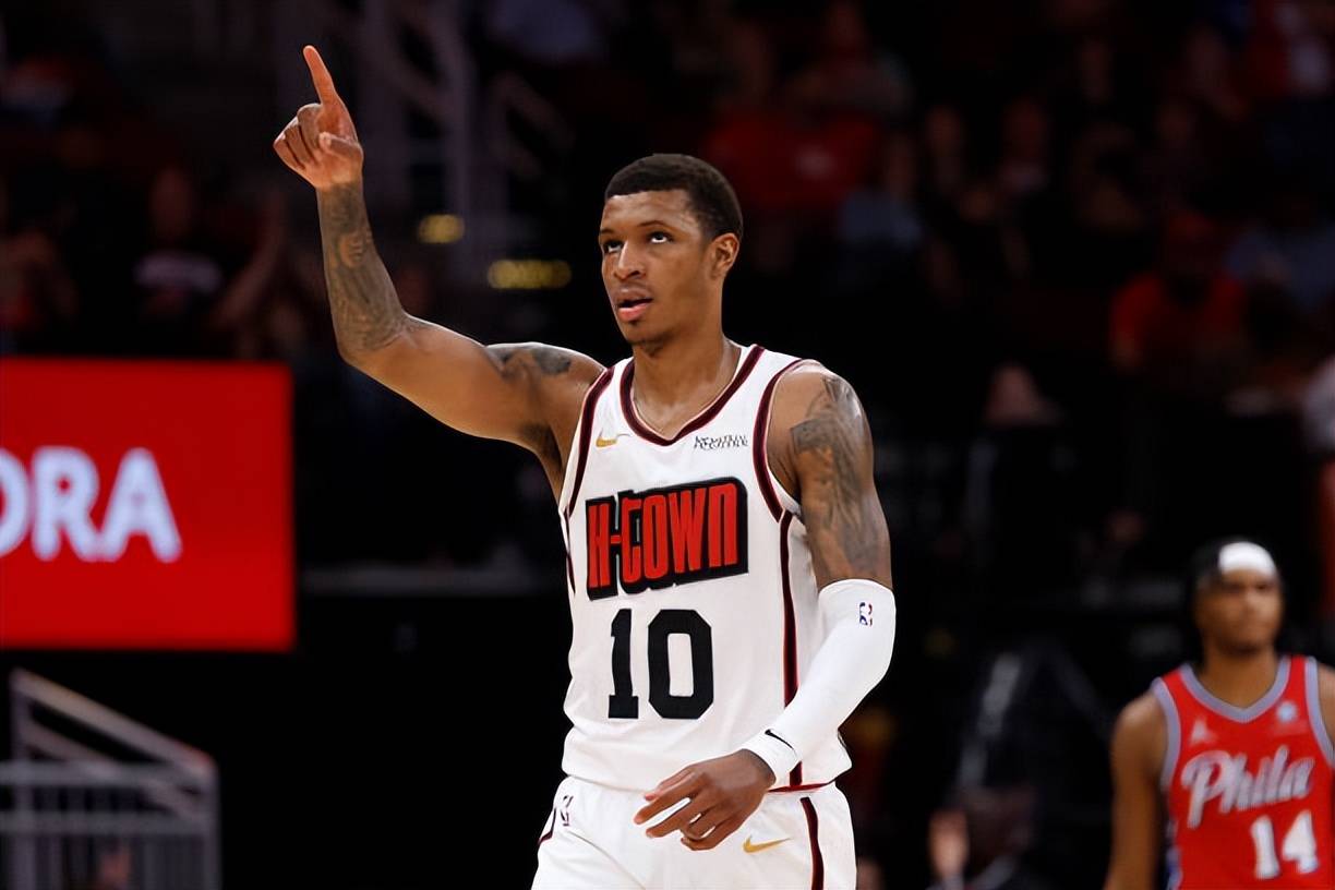 关于锋线球员愈发稳定，进攻火力强劲的信息