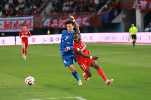 上海球队击败对手晋级下一轮比赛 上海球队击败对手晋级下一轮比赛