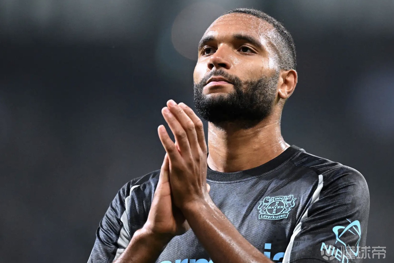 科特迪瓦球员在国际比赛中接连进球