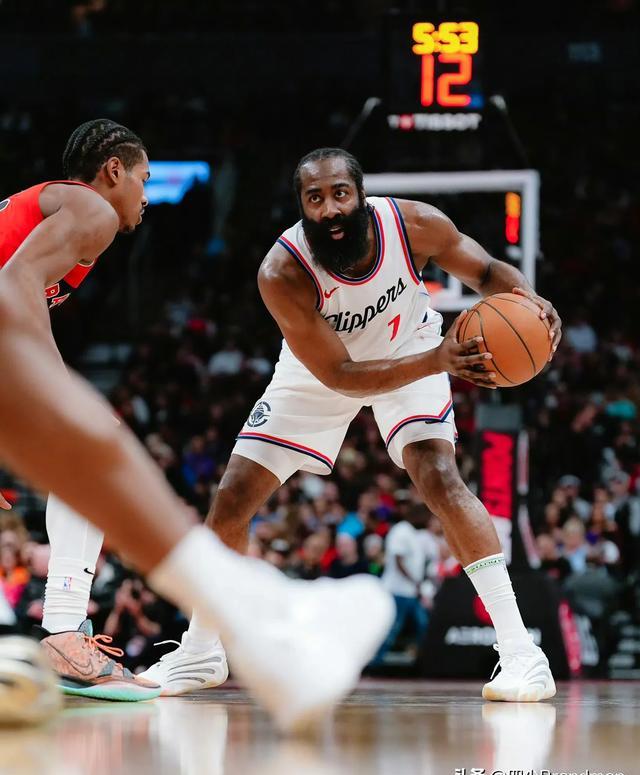 猛龙东部冠军赛胜出，迎来总决赛挑战的简单介绍