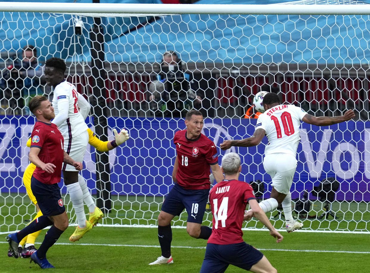 葡萄牙擒捷克晋级,欧预赛形势看好的简单介绍 葡萄牙擒捷克晋级,欧预赛形势看好的简单介绍