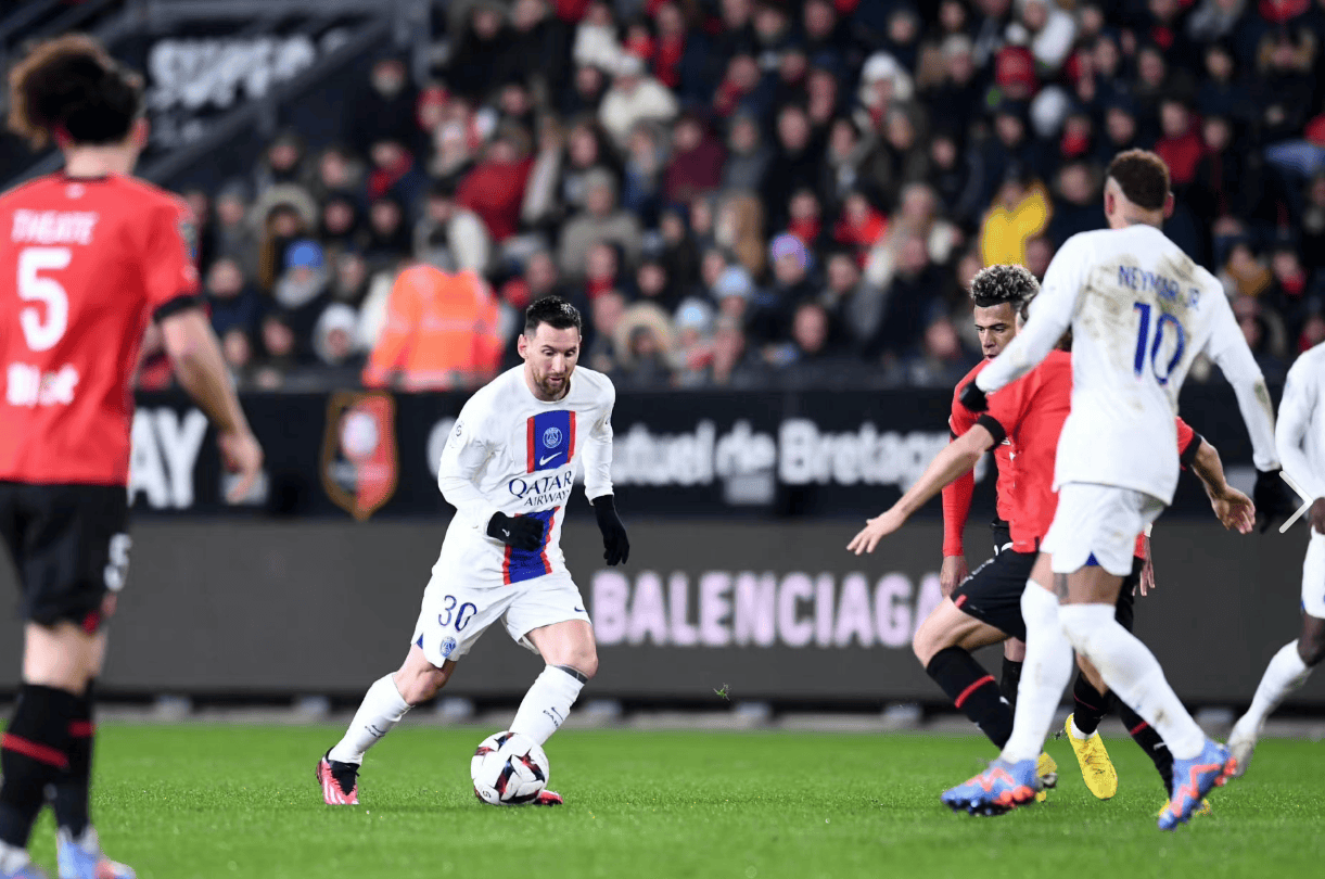 南特球员受伤情况恶化,急需调整战术 南特球员受伤情况恶化,急需调整战术