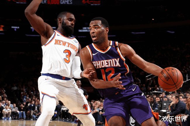 比赛陷入胶着,双方战术较量刺激紧张 比赛陷入胶着,双方战术较量刺激紧张