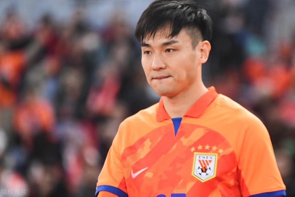 鲁能主帅赞扬球员表现，期待更好表现