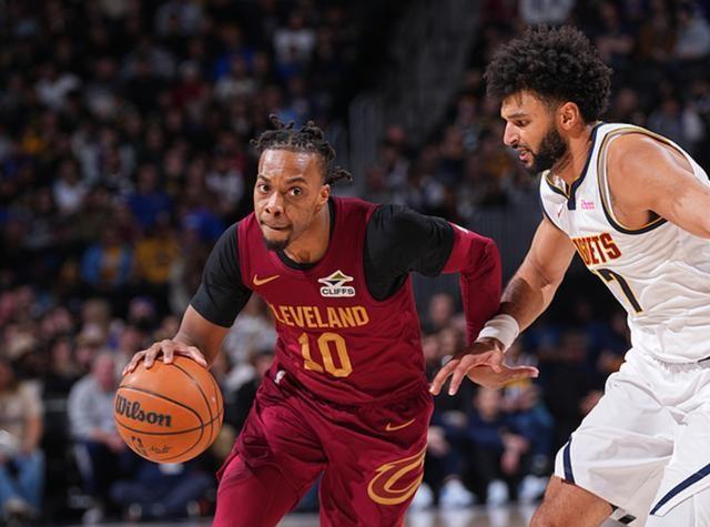 掘金逆转骑士,球队表现抢眼 掘金逆转骑士,球队表现抢眼