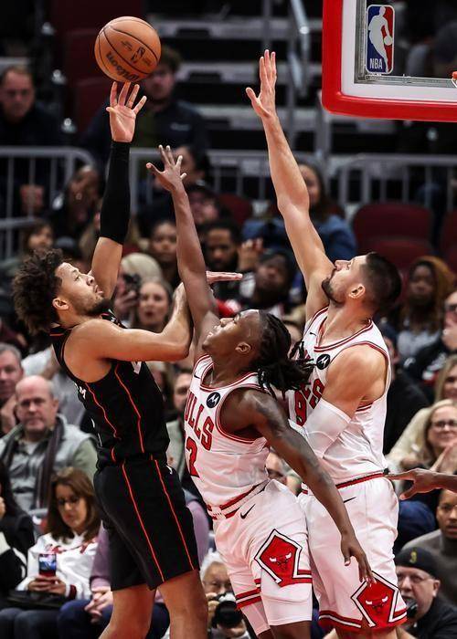 包含篮网灭掉76人,实力巩固东部榜首的词条 包含篮网灭掉76人,实力巩固东部榜首的词条