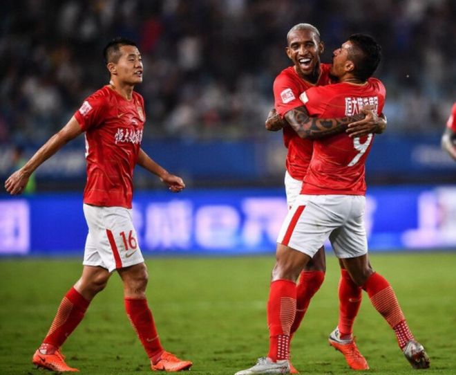 恒大客场逆转华夏幸福，继续领跑积分榜的简单介绍