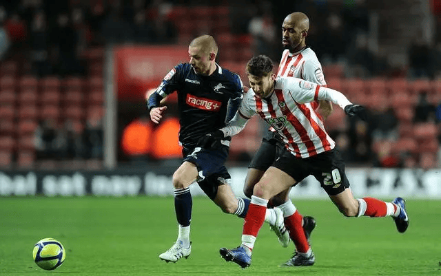 包含南安普顿主场大胜西布朗,英超保级希望重新燃起的词条 包含南安普顿主场大胜西布朗,英超保级希望重新燃起的词条