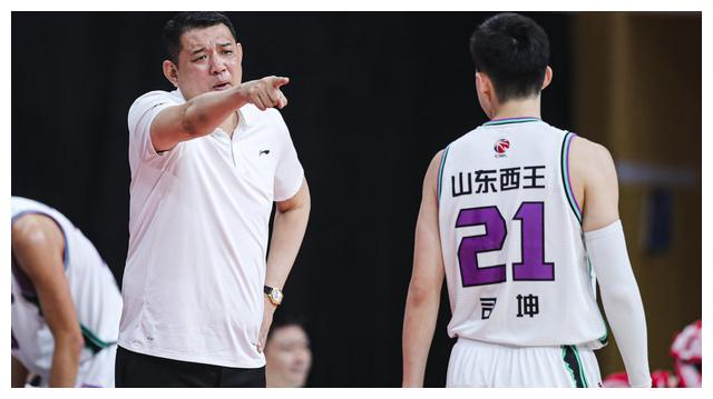 卫冕队卫冕路漫漫,困难重重待破解 卫冕队卫冕路漫漫,困难重重待破解