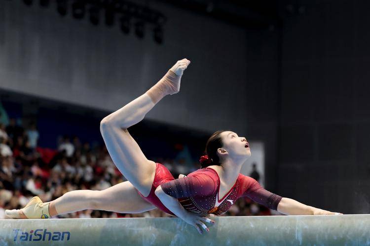 包含体操团体实力碾压夺冠,名副其实!的词条 包含体操团体实力碾压夺冠,名副其实!的词条