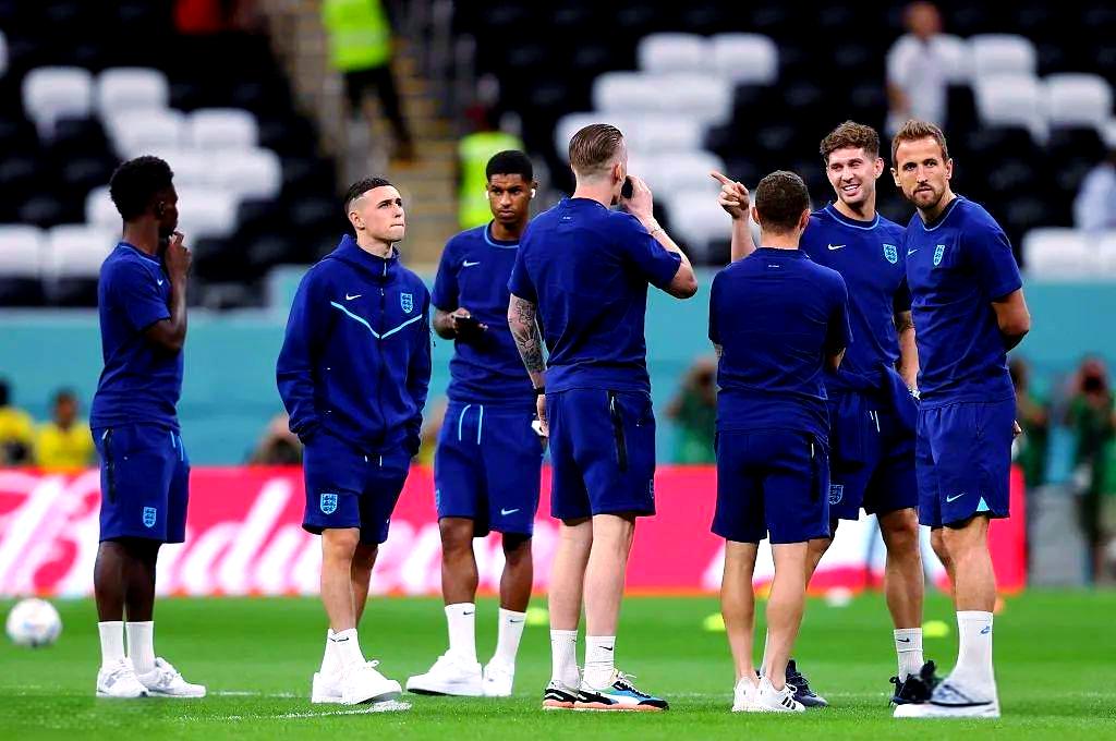 关于德国挑战英格兰，实力对比令人期待，精彩上演的信息